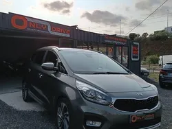 Usado 2018 Kia Carens 2 Monovolume | € 9.999