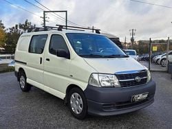 Branco Usado 2010 Toyota HiAce Van | € 12.500