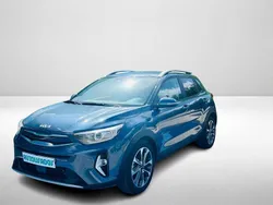 Azul Usado 2024 Kia Stonic SUV | € 18.490 (Preço justo)