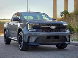 Cinzento Novo 2025 Ford Ranger Pickup | € 79.999