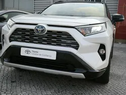 Branco (pintura metalizada especial) Usado 2021 Toyota RAV4 SUV | € 41.500