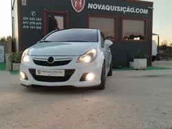 Branco Usado 2012 Opel Corsa Edition Citadino | € 18.800