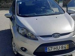 Cinzento Usado 2009 Ford Fiesta Citadino | € 3.500 (Bom preço)