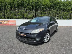 Cinzento Usado 2012 Renault Mégane III Dynamique | € 6.990 (Bom preço)