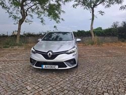 Cinza prata Usado 2021 Renault Clio V RS Line | € 14.990 (Preço justo)