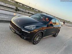 Preto Usado 2017 Porsche Cayenne SUV | € 46.900