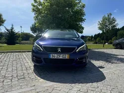 Azul Usado 2019 Peugeot 308 Style Citadino | € 19.900 (Caro)