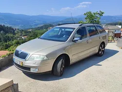 Usado 2005 Skoda Octavia Carrinha | € 3.700