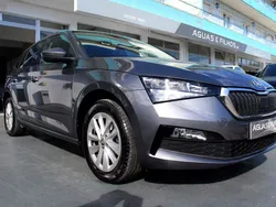Cinza Usado 2023 Skoda Scala Ambition Citadino | € 19.990 (Preço justo)