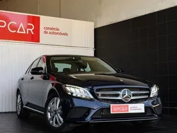 Azul Usado 2021 Mercedes C300 Avantgarde Sedan | € 30.900 (Preço justo)