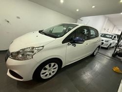 Branco Usado 2016 Peugeot 208 Active Citadino | € 8.200 (Bom preço)