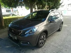 Cinzento Usado 2016 Peugeot 2008 SUV | € 11.000 (Preço justo)