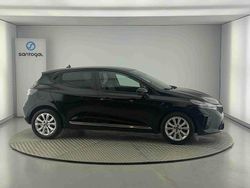 Preto Usado 2024 Renault Clio V Evolution | € 18.300 (Preço justo)