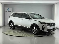 Branco Usado 2024 Peugeot 5008 Allure Monovolume | € 30.990 (Bom preço)
