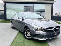 Cinza Usado 2016 Mercedes CLA180 Sedan | € 23.900