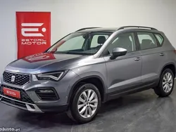 Cinza Usado 2022 Seat Ateca Style SUV | € 24.900 (Preço justo)