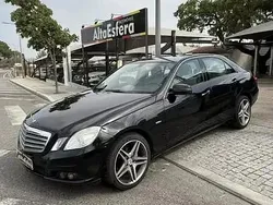 Preto Usado 2009 Mercedes E220 Avantgarde Sedan | € 16.900 (Preço justo)