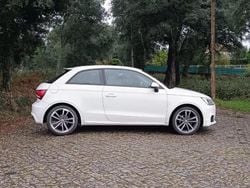 Branco Usado 2016 Audi A1 Sport Citadino | € 12.750 (Bom preço)