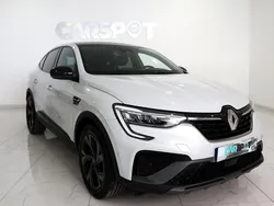 Branco Usado 2023 Renault Arkana R.S. SUV | € 24.980 (Bom preço)