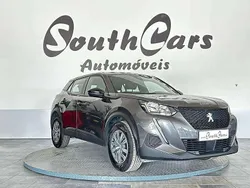 Cinzento Usado 2023 Peugeot 2008 Active SUV | € 17.890 (Bom preço)