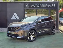 Cinza Usado 2022 Peugeot 3008 Allure SUV | € 23.990 (Preço justo)