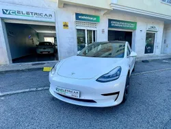 Preto Usado 2019 Tesla Model 3 Standard Range Plus Sedan | € 20.250 (Preço justo)