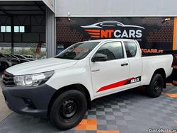 Branco Usado 2018 Toyota HiLux Pickup | € 16.900