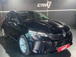 Preto Usado 2024 Renault Clio V Zen | € 18.750 (Preço justo)