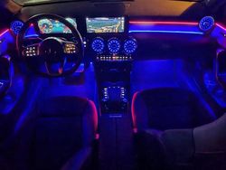 Preto Usado 2020 Mercedes A180 AMG line Citadino | € 26.990 (Preço justo)