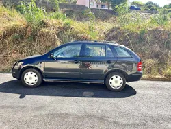 Usado 2004 Skoda Fabia Sedan | € 1.900 (Bom preço)