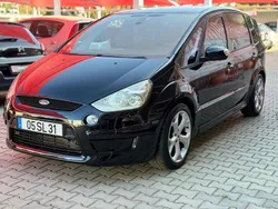 Preto Usado 2009 Ford S-MAX Titanium Monovolume | € 9.890 (Caro)