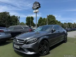 Cinza Usado 2021 Mercedes C300e Avantgarde Sedan | € 34.500 (Preço justo)