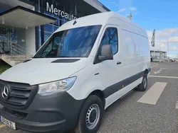 Branco Novo 2025 Mercedes E-Sprinter Van | € 72.357