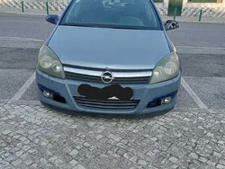 Usado 2005 Opel Astra Sedan | € 1.500 (Bom preço)