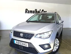 Cinza Usado 2020 Seat Arona Style SUV | € 15.400 (Preço justo)