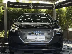 Preto Usado 2022 Audi e-tron Design SUV | € 32.500