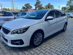 Branco Usado 2018 Peugeot 308 Active Carrinha | € 13.990 (Preço elevado)