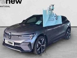 Cinzento Usado 2023 Renault Mégane IV Techno Citadino | € 31.490 (Preço elevado)