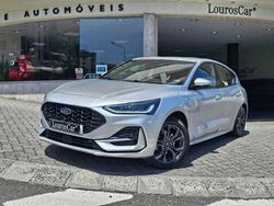 Cinzento Usado 2022 Ford Focus Citadino | € 22.500 (Caro)