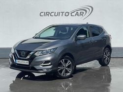 Cinzento Usado 2018 Nissan Qashqai N-Connecta SUV | € 15.950 (Bom preço)
