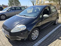 Usado 2009 Fiat Grande Punto Citadino | € 2.999 (Bom preço)