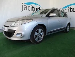 Cinzento Usado 2009 Renault Mégane III Carrinha | € 6.900 (Caro)