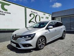 Cinzento Usado 2017 Renault Mégane GrandTour Intens Carrinha | € 15.900 (Preço elevado)