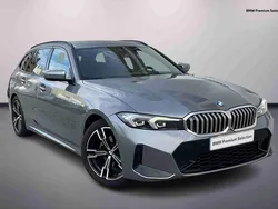 Cinzento Usado 2023 BMW 320 Advantage Carrinha | € 43.390 (Preço elevado)
