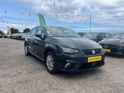 Cinzento Usado 2023 Seat Ibiza | € 14.590 (Preço justo)