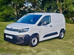 Branco Usado 2019 Citroën Berlingo Monovolume | € 13.500 (Preço justo)