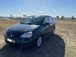 Suzuki Liana