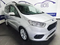 Cinza Usado 2018 Ford Courier Titanium Monovolume | € 9.990