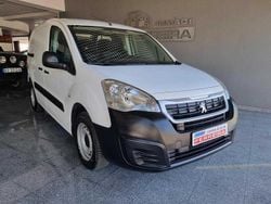 Branco Usado 2017 Peugeot Partner Van | € 8.950 (Preço justo)