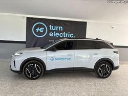 Branco Usado 2024 Peugeot e-5008 Allure SUV | € 39.900